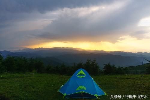 海坨山徒步露营，遇见最美的风光