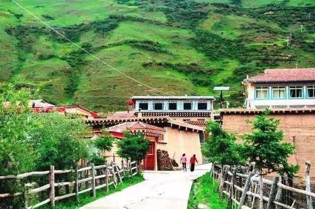 四川这个村庄，曾一举击败九寨沟，跻身“最美中国世外桃源”！
