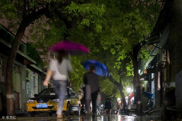 雷电预警！8级大风+雷雨到达聊城！还有34℃、雷雨、中雨在路上…