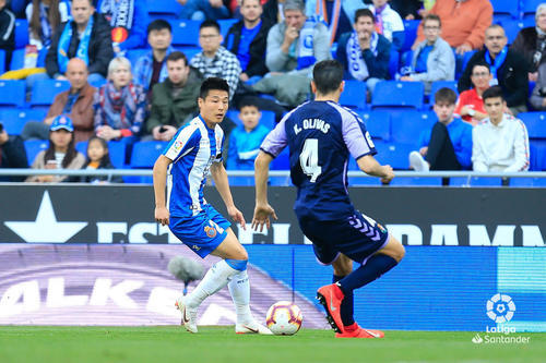 快讯-武磊反越位单刀推射破门 斩获个人西甲首球