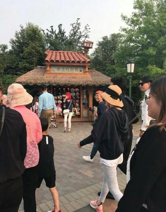 孙俪罕见被曝脾气差,不配合,对工作人员怒斥:脏