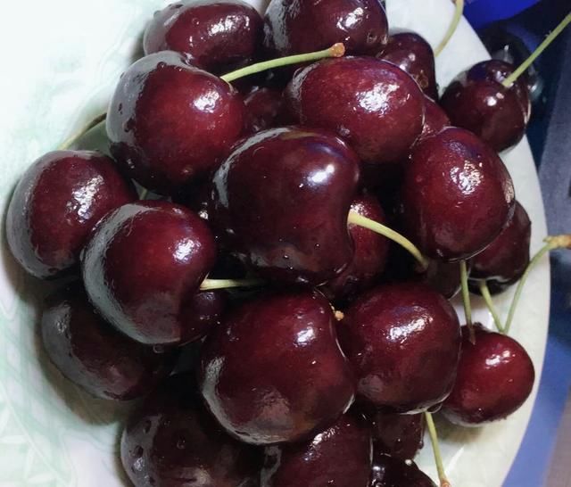 车厘子为什么卖这么贵?