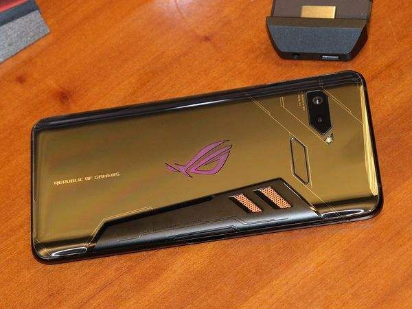 被称为颜值最高的游戏手机,碾压黑鲨,骁龙845