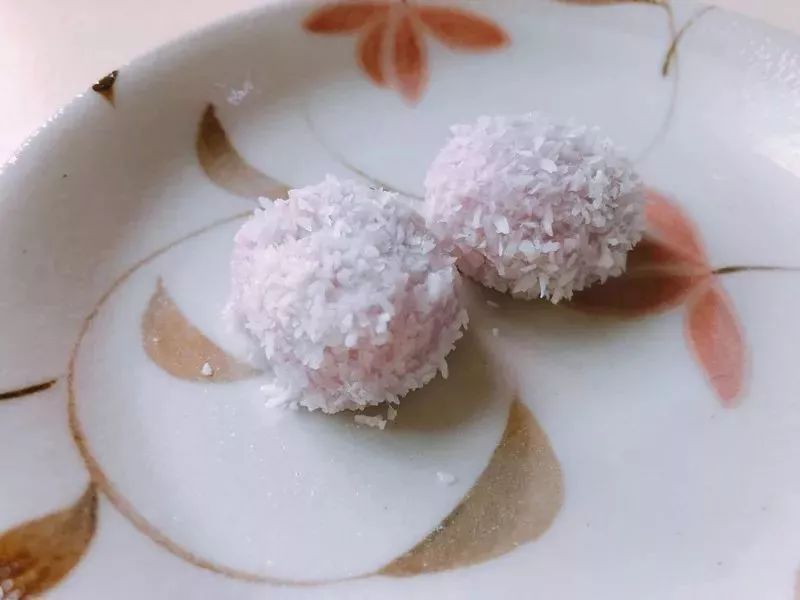 还争甜咸？我们狂吃十几包汤圆，榴莲抹茶玫瑰花……