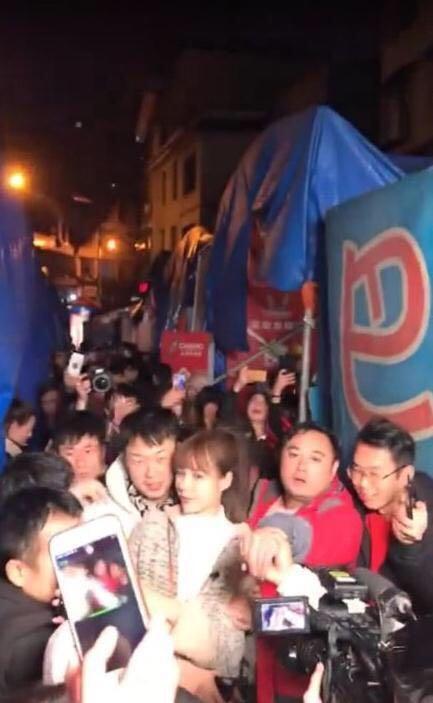 沈梦辰带杜海涛回家过年 排场可不一般