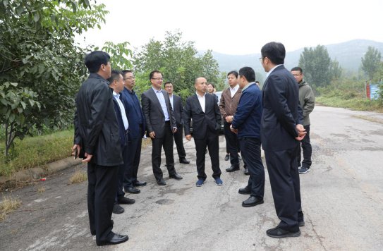 不忘初心牢记使命主题选择