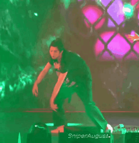 想问各位老哥ig卡莎皮肤手感怎么样