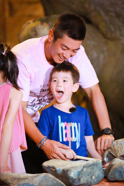 《爸爸去》星二代萌娃们,有人成小明星,有人颜