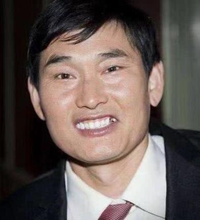 朱之文儿媳近照曝光身价百万!与她女儿对比,网