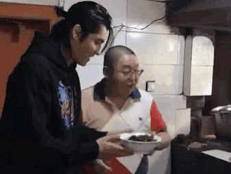 吴亦凡打卡的南京面馆,被消防要求整改