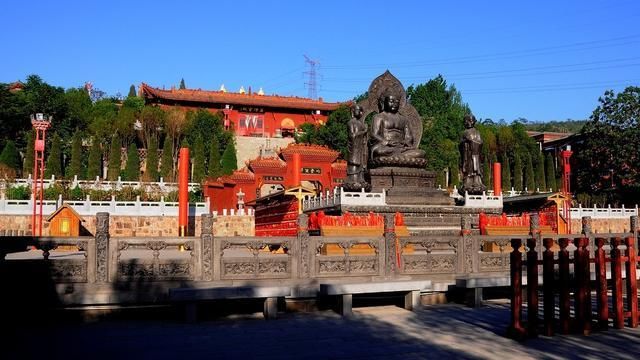 河南这两座寺庙超良心:不收门票,香火自愿,还免费停车!