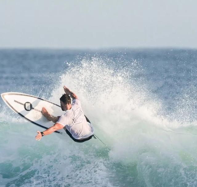 复联4里面美队的胸,雷神的臀是怎么练出来的