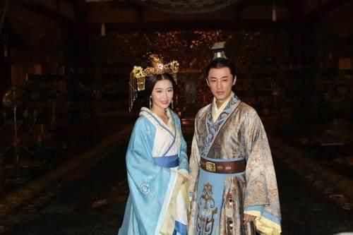 只因活得太久,让王子与灰姑娘的故事以最惨烈的方式结局