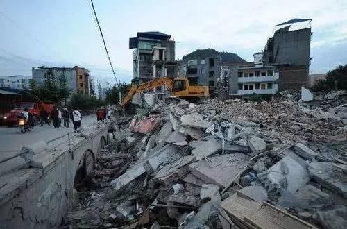 贷款人死亡谁来还款