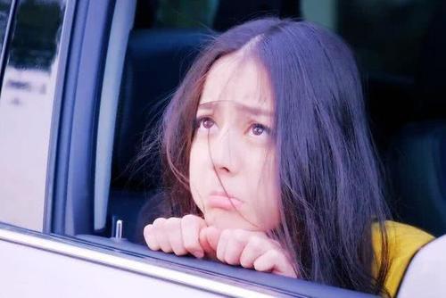 明星叫外卖用什么奇葩名字?杨幂真大胆,看到张