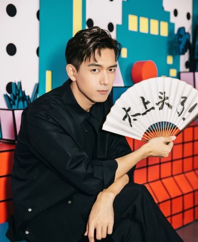 翟天临曾和杨紫演情侣,还是李现的老师,网友:真有缘分! 888真人在线