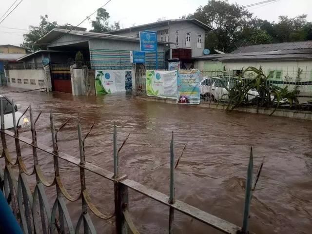 缅甸南兰、东枝、贵慨多地遭大暴雨袭击，受灾严重