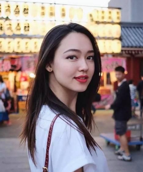 这个96年的妹纸火了 不仅仙气十足美到开挂还