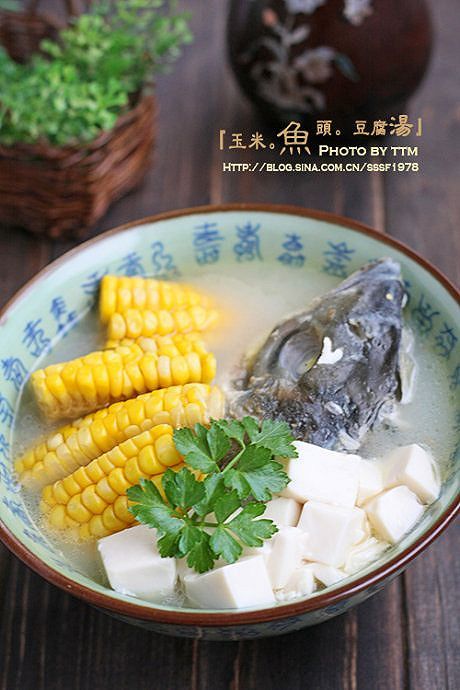 玉米鱼头豆腐汤