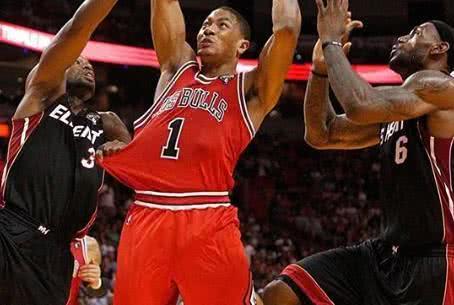 詹韦联防拦不住!巅峰罗斯打破艾弗森规则却输