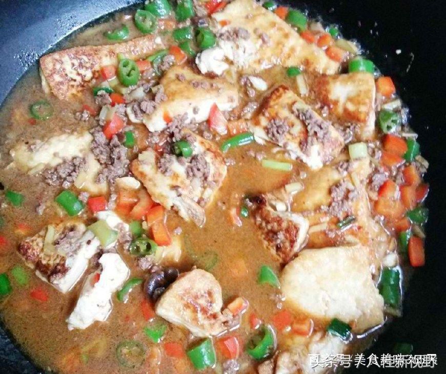 无敌下饭菜:香辣牛肉末焖豆腐的家常做法，美味又营养