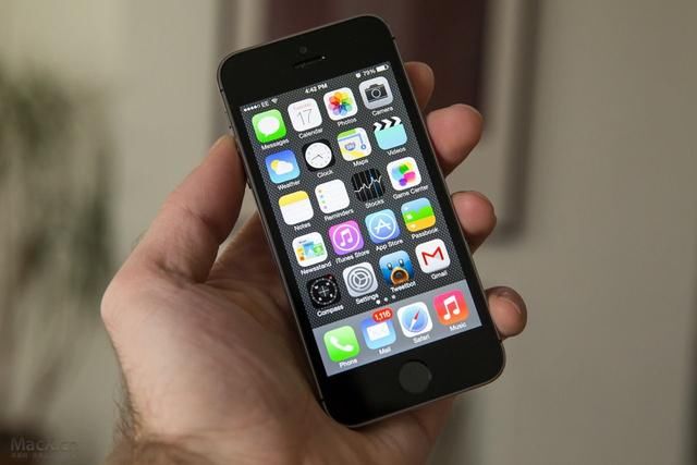 2018年国内市场手机销量排行榜出炉 华为荣耀