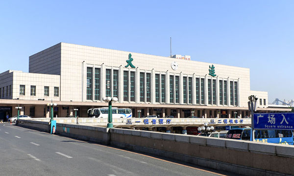 中国仅有的两个没有特等火车站的副省级城市,是不屑还是不达标?