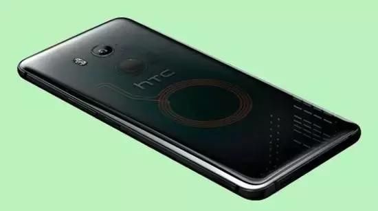 头条￤HTC U12+曝光 保留透视色 于本月发布