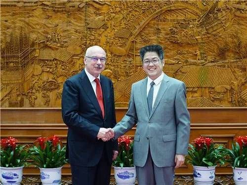 联合国反恐高官访新疆 美国为首的西方国家气