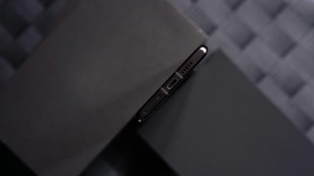 首发|华为 P30 Pro亮黑色开箱图赏:再次引领科