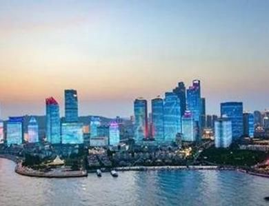 出席上合组织青岛峰会的外方领导人抵达青岛