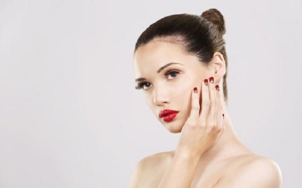 坐飞机可以带烟吗