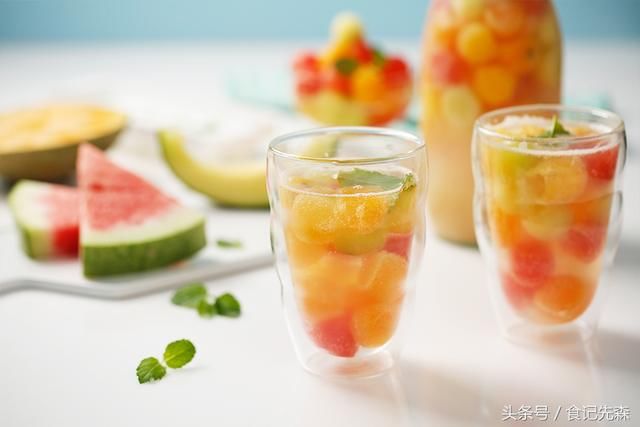 夏日透明系消暑饮品~水果冰球气泡饮
