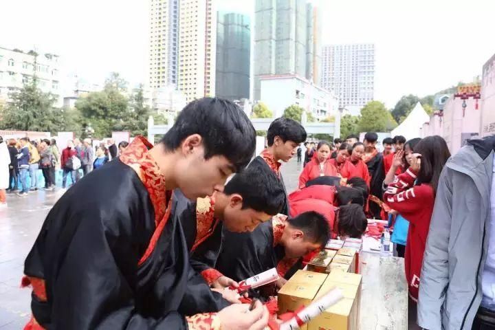 礼仪之邦,少年传承!孔学堂走进六枝,带给您不一