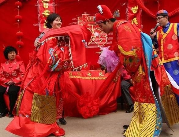 老公瘫痪我悉心照料3年,听到婆婆和小姑对话,我泪如雨下