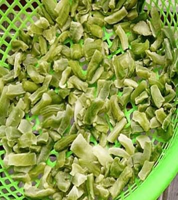 莴笋不用炒也能吃?加上它们腌制几天,开胃下饭