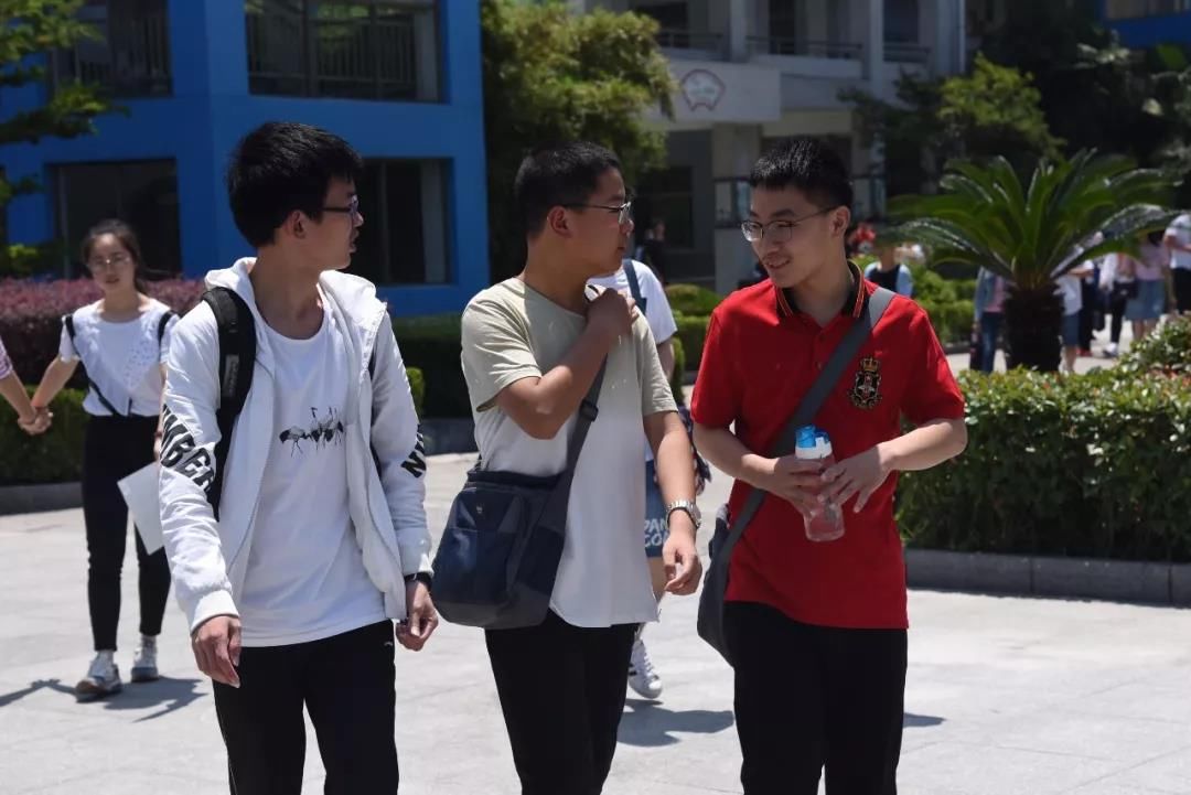 2018泰州中考作文题出炉 看到题目有点懵