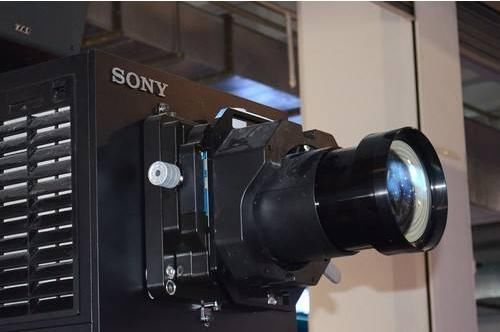 为什么电影院正在上映的影片,网上没有高清版