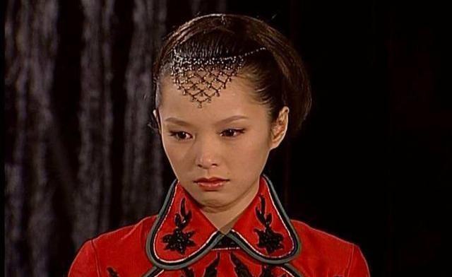 刘品言撞脸天心,第八号当铺火了之后她在干嘛