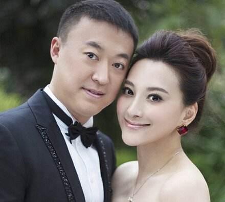 许昕刘诗雯组合夺冠,国乒厨子马琳泪洒舞台被