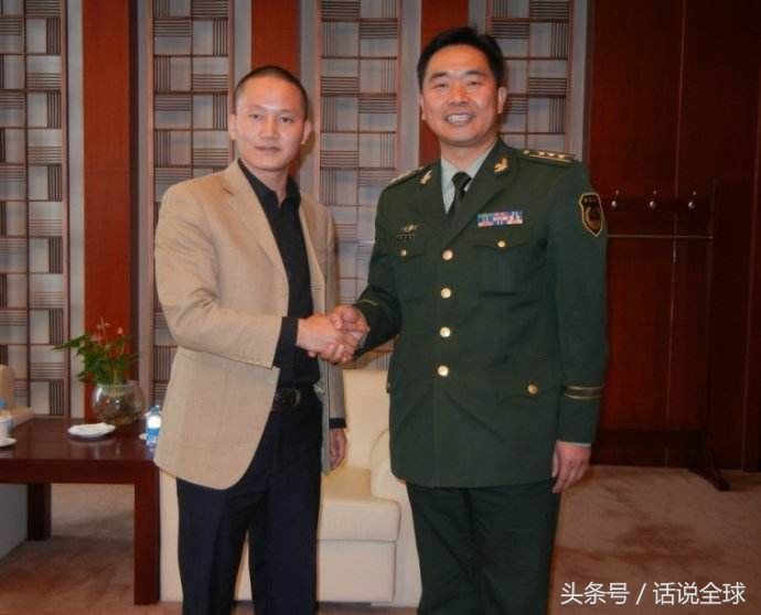 他是韦德的保镖,被誉为中国第一少林保镖,祖先