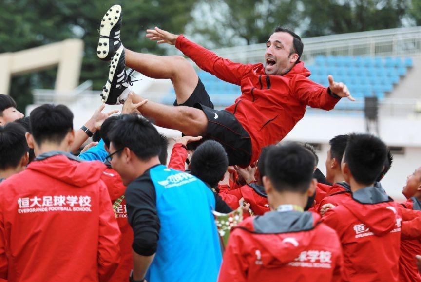 6战豪取16分轰10球!恒大梯队称雄欧洲赛场,中