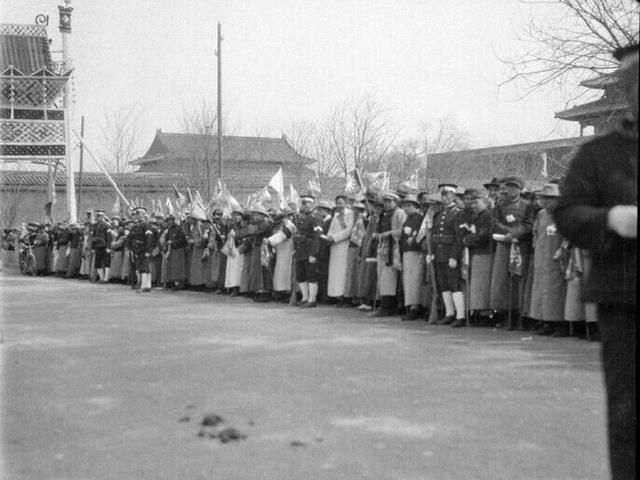 1929年孙中山移灵南京：北京城三十万人送行，南京城万人空巷迎接