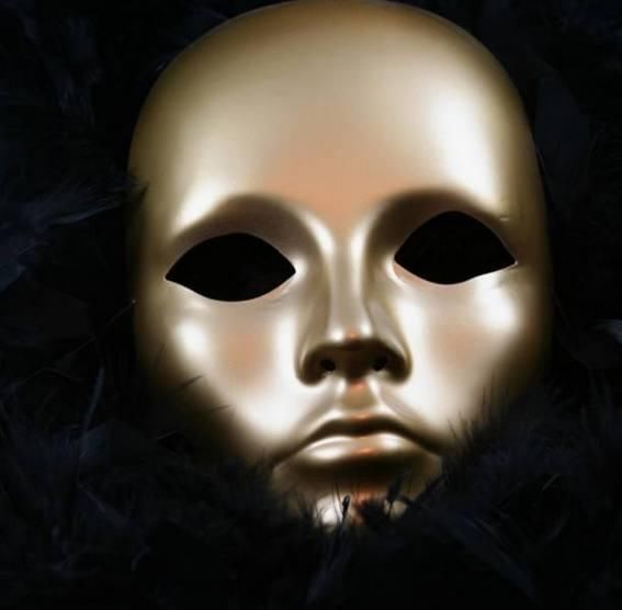 心理测试:4个面具,哪个最吓人?测你会被哪个小