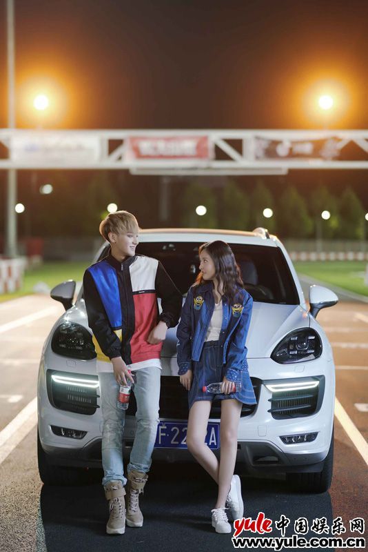 《夜空中最闪亮的星》热播 吴倩黄子韬CP感十