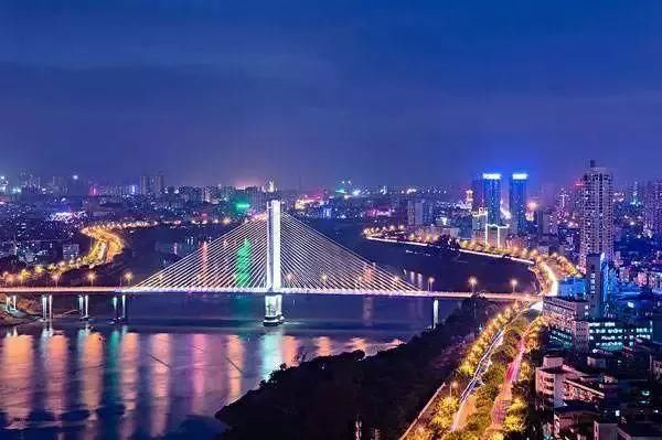 广西热门城市和美食前十强出炉！看你家乡排第几？