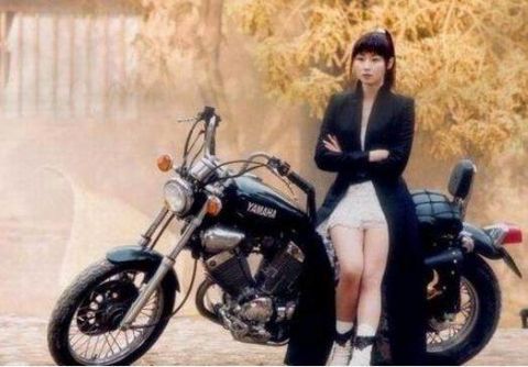 最美僵尸女道长,甄子丹为他一打八,如今47岁,样