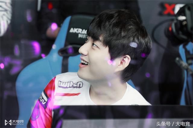 LOL-LCK:李哥笑了!SKT终于拿到夏季赛首胜!2