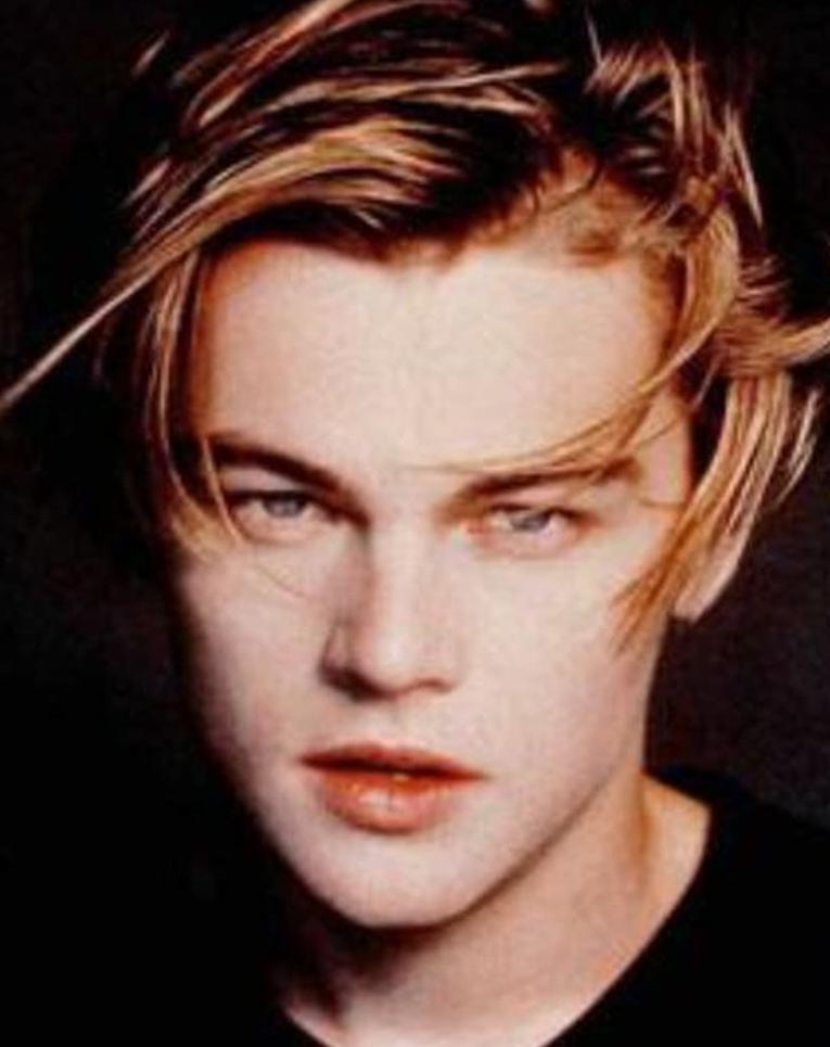 发型改变颜值,欧美男神换发型,小李子帅出天际,网友:还我卷福