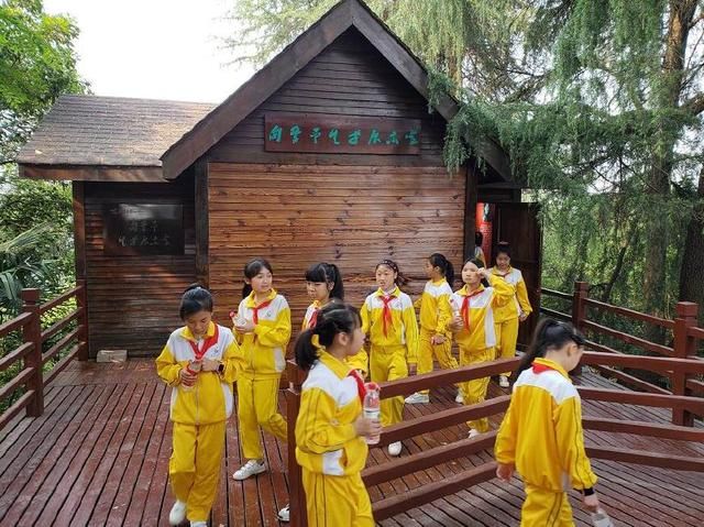 龟山向警予展示室重建开放在即 两地警予师生